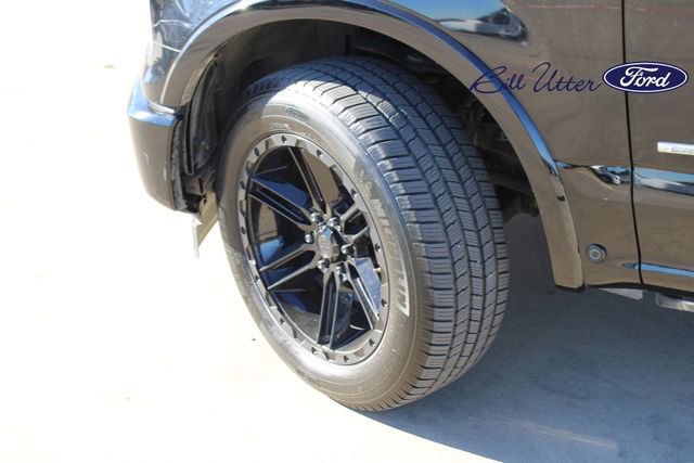 Certified 2017 Ford F150 Platinum w/ Equipment Group 701A Luxury image 9