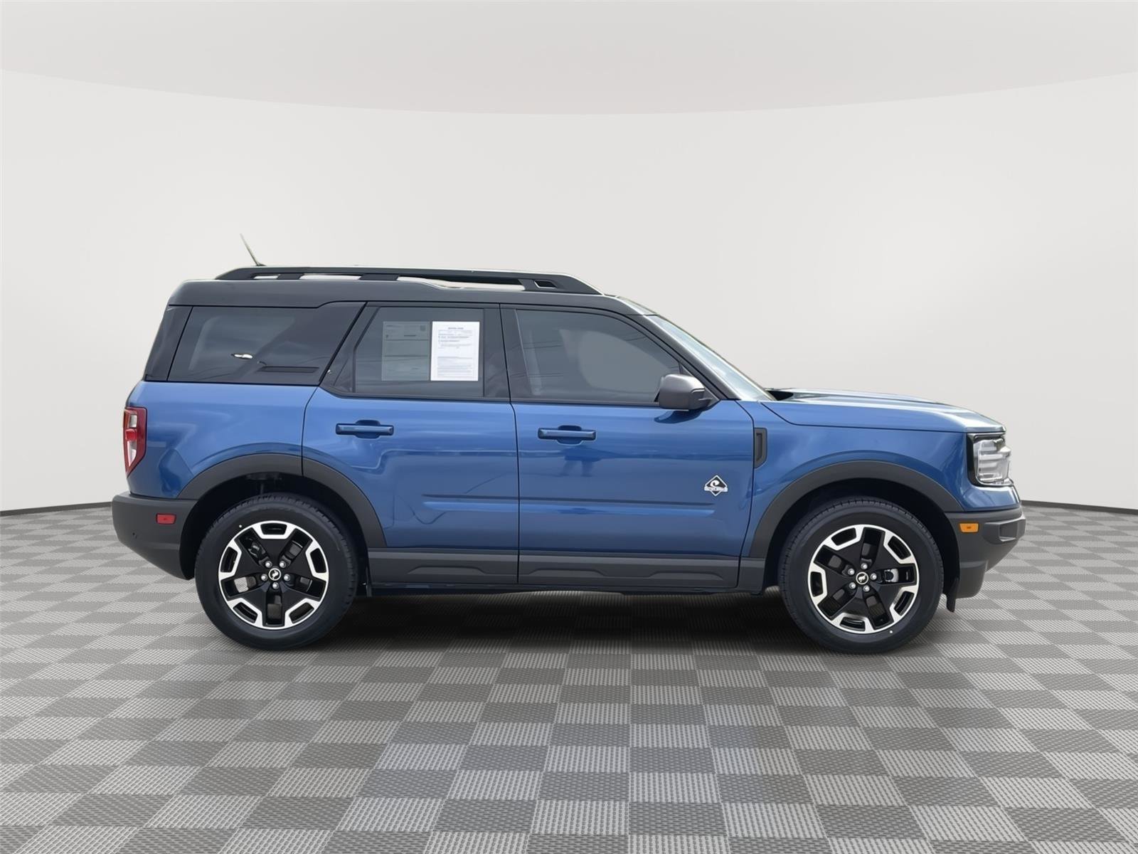 Certified 2024 Ford Bronco Sport Outer Banks w/ Tech Package AWD/4WD image 6