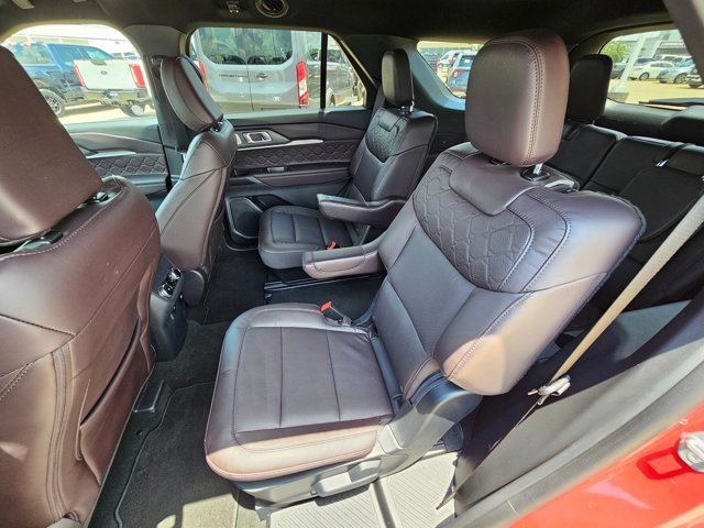 Certified 2026 Ford Explorer Platinum w/ LUX Leather Package AWD/4WD image 26