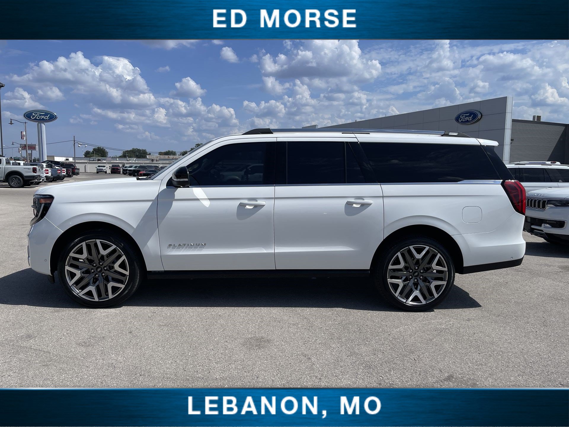 Certified 2025 Ford Expedition Max Platinum w/ Platinum Ultimate Package AWD/4WD image 5
