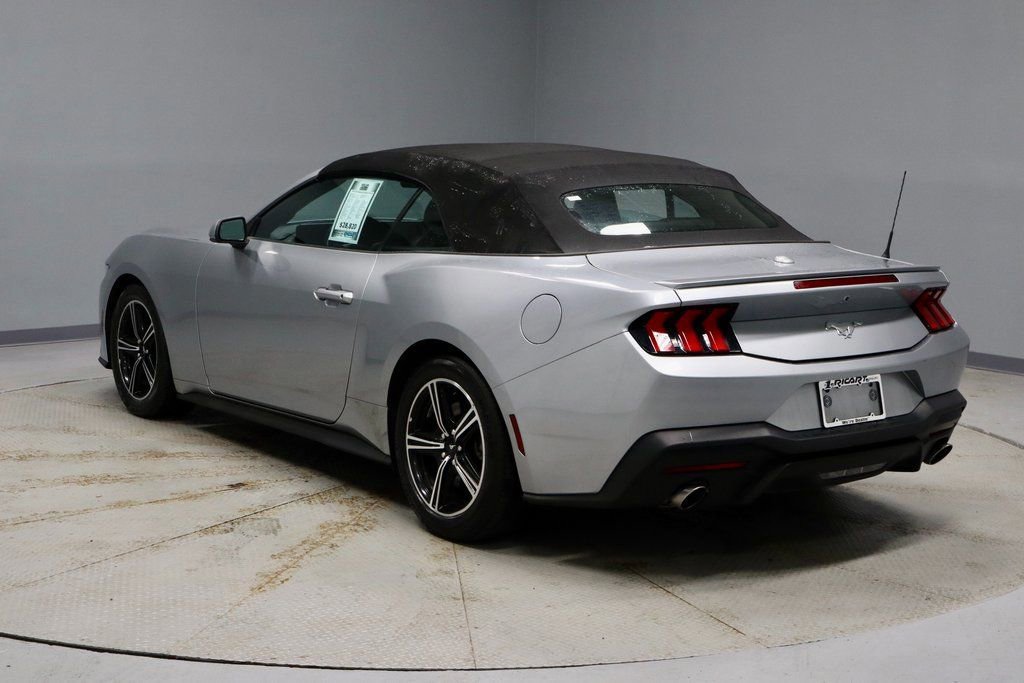 Certified 2024 Ford Mustang Premium image 3