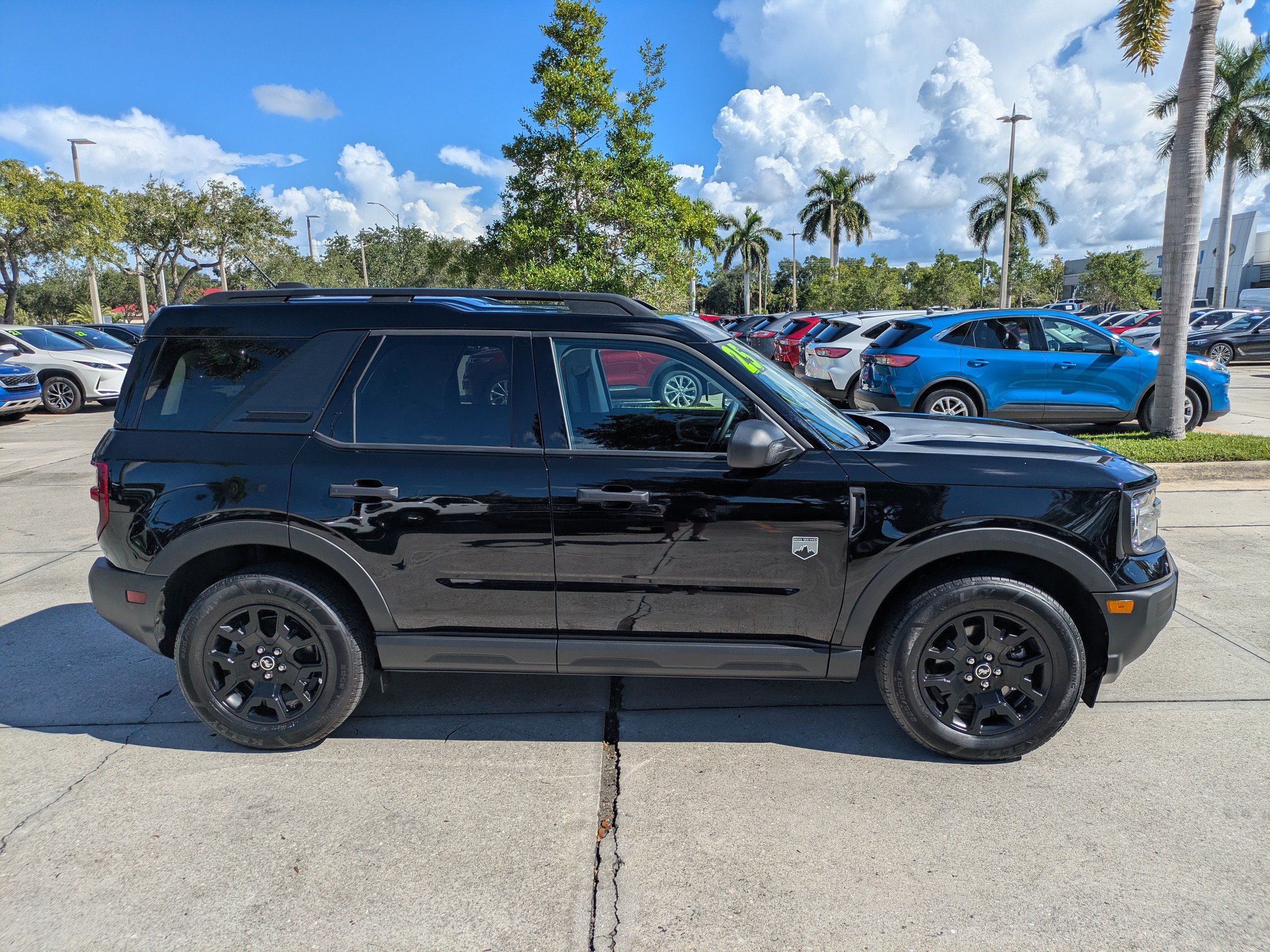 Certified 2025 Ford Bronco Sport Big Bend w/ Black Appearance Package AWD/4WD image 3
