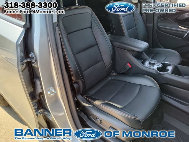 Used 2024 GMC Terrain AT4 w/ Infotainment Package II AWD/4WD image 24