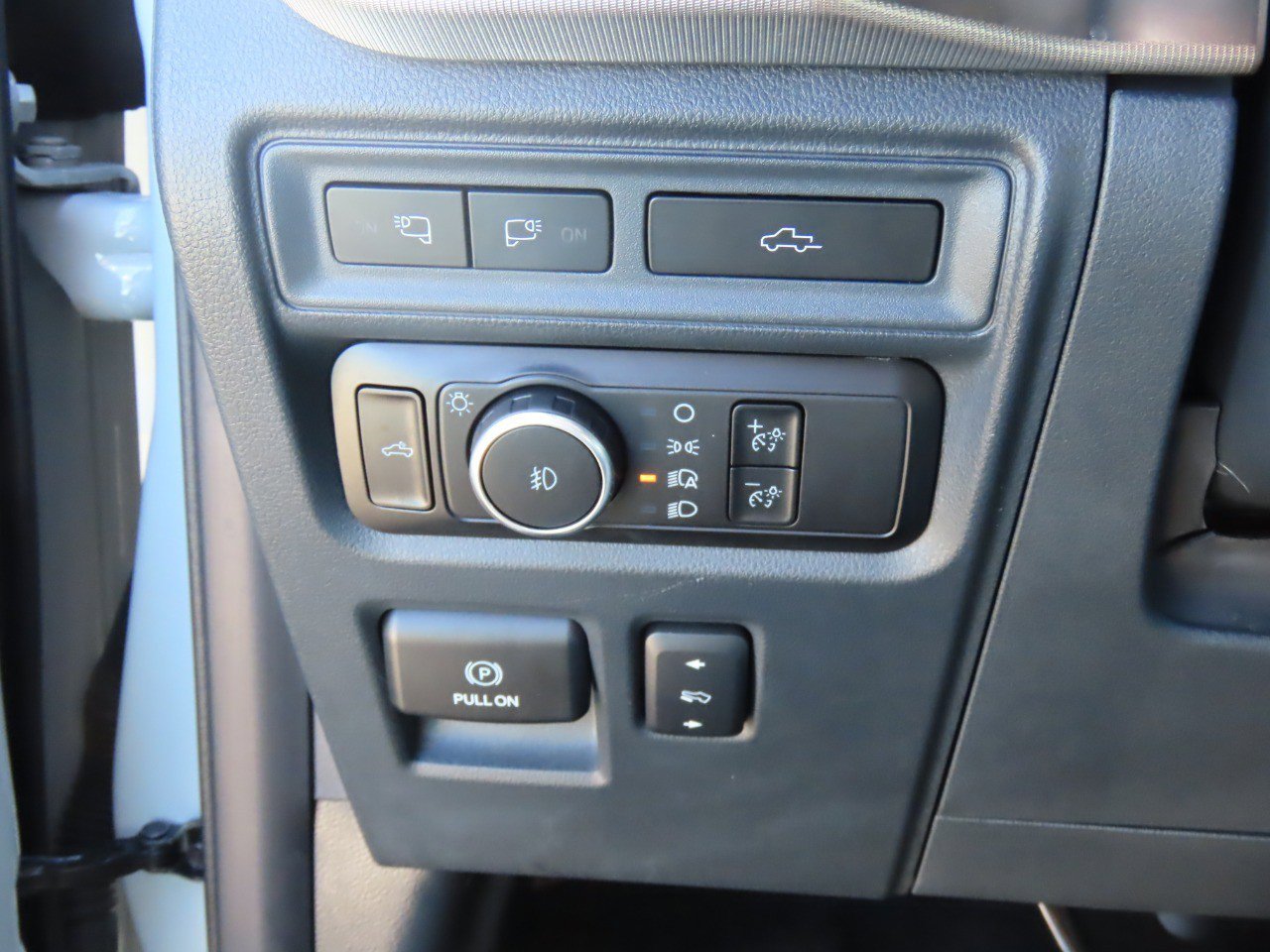 Certified 2023 Ford F150 Raptor AWD/4WD image 25