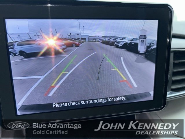 Certified 2022 Ford Explorer XLT w/ Equipment Group 202A image 27