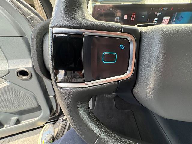 Certified 2025 Ford Expedition Active AWD/4WD image 17