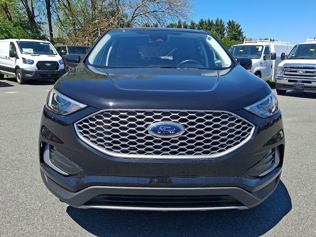 Certified 2024 Ford Edge SEL AWD/4WD image 2