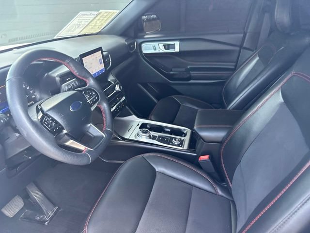 Certified 2024 Ford Explorer ST-Line w/ Class IV Trailer Tow Package AWD/4WD image 40