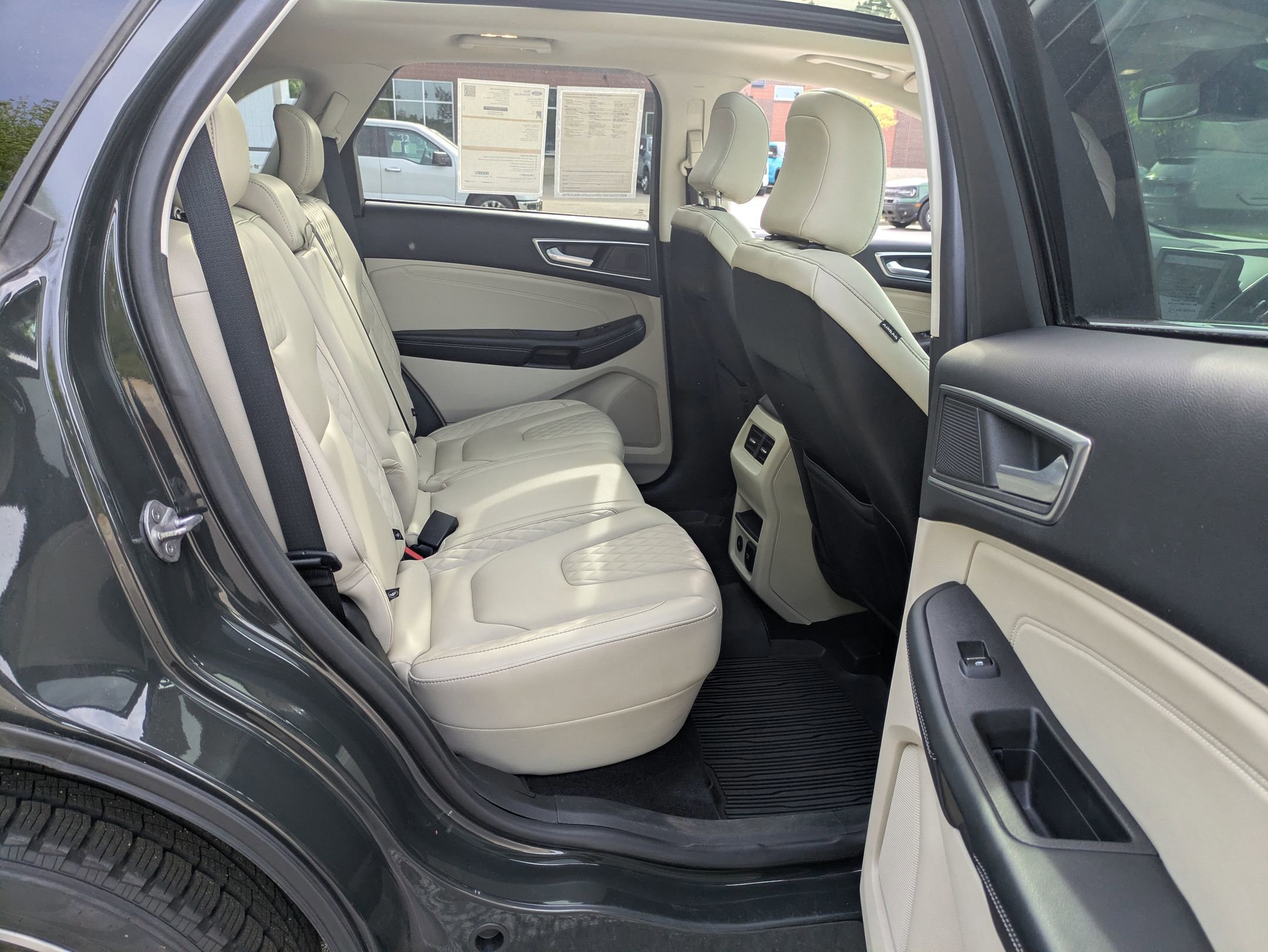 Certified 2023 Ford Edge Titanium image 44