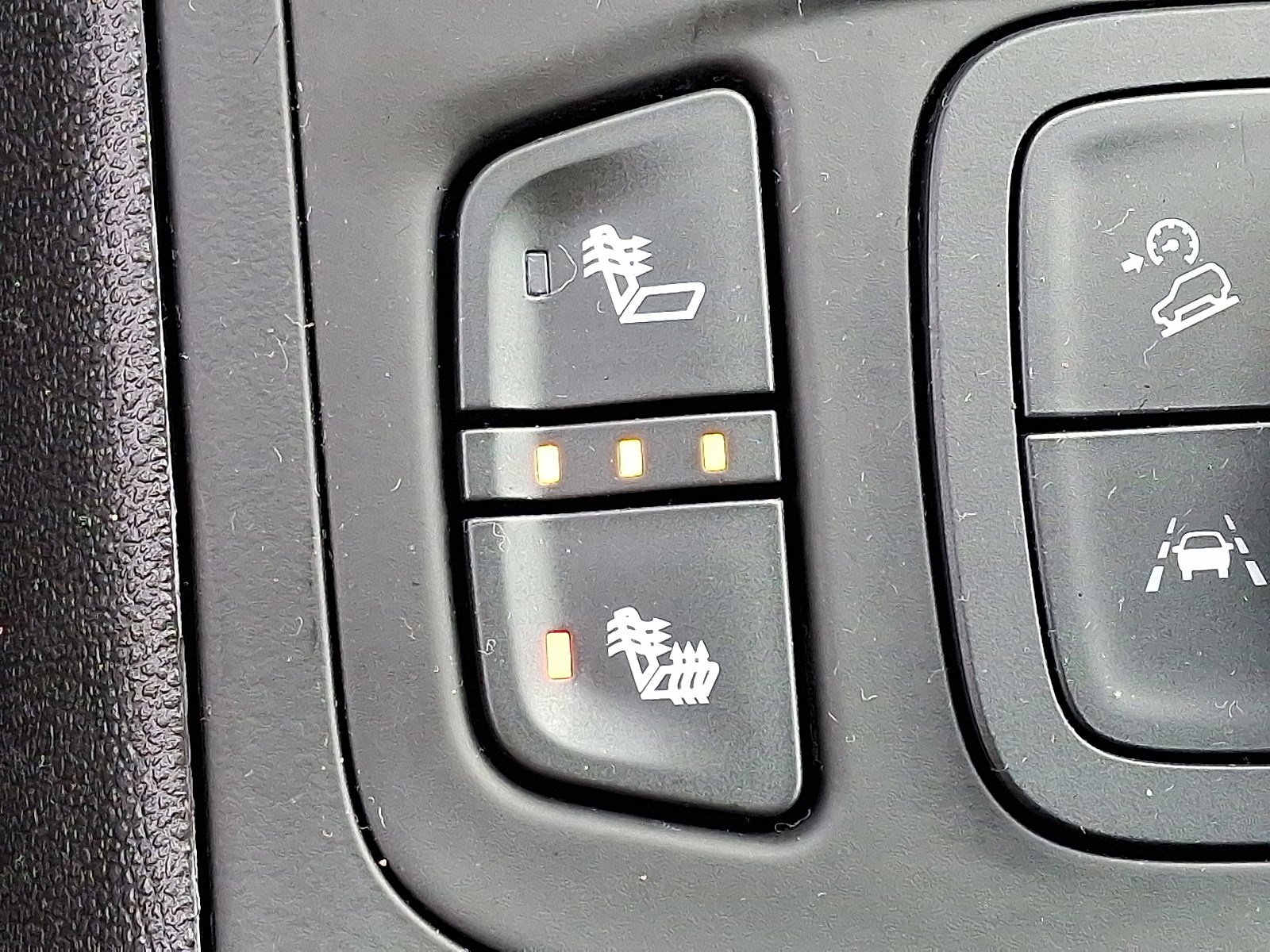 Used 2024 GMC Terrain SLT image 24