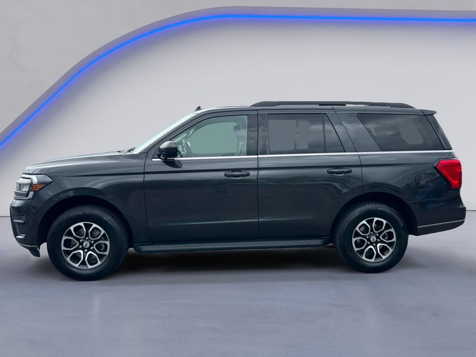 Certified 2024 Ford Expedition XLT AWD/4WD image 7