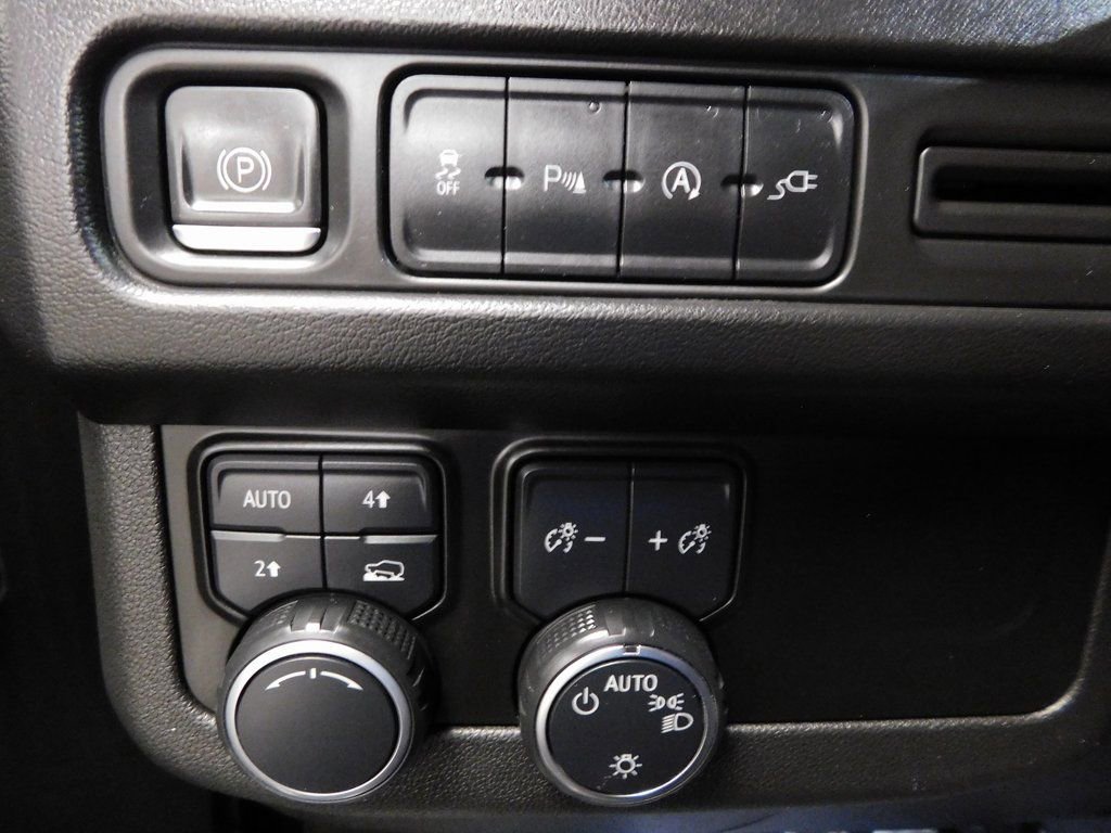 Used 2021 Chevrolet Tahoe LT image 13