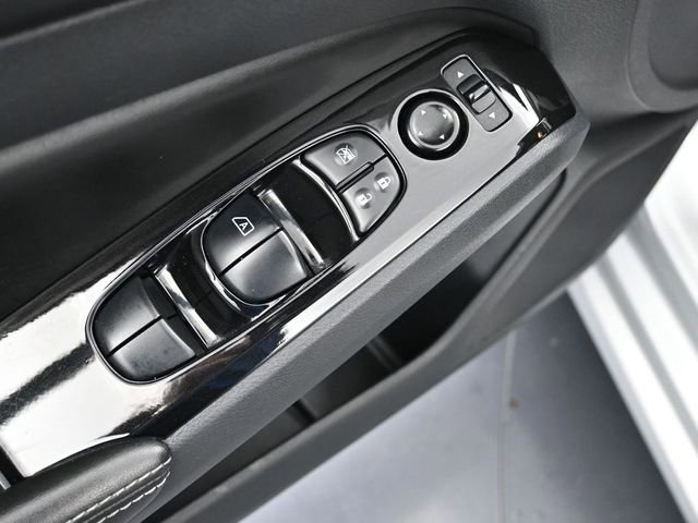 Used 2023 Nissan Altima 2.5 SV image 14