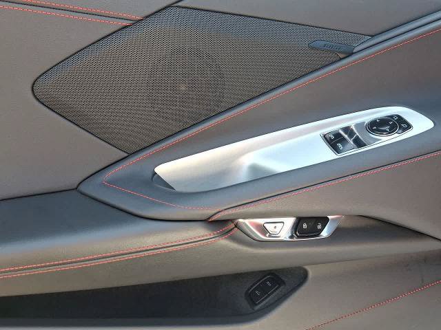Used 2022 Chevrolet Corvette Stingray Coupe RWD image 10