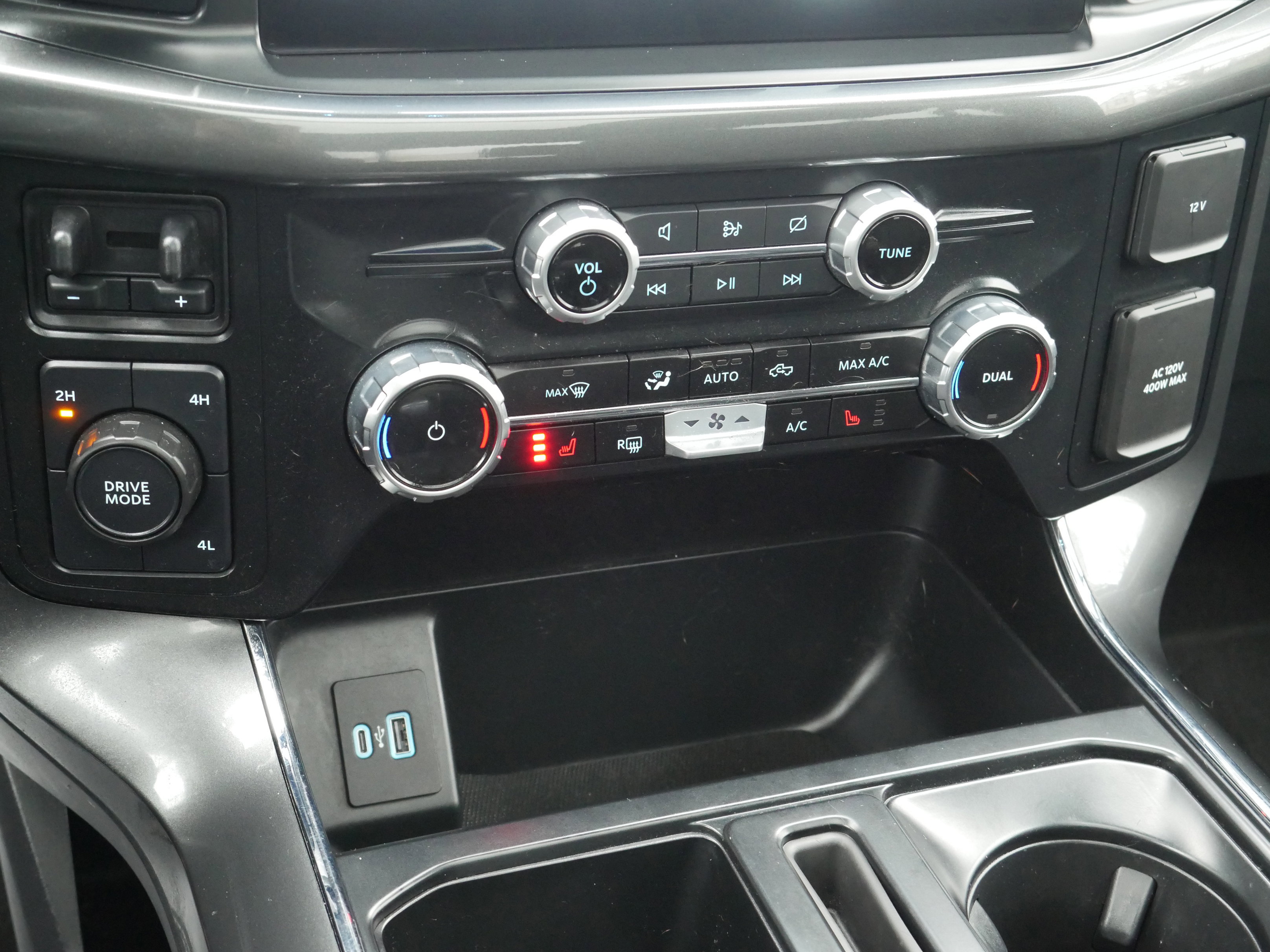 Certified 2023 Ford F150 XLT w/ Equipment Group 302A High image 23