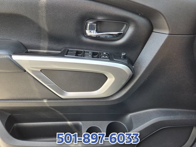 Used 2017 Nissan Titan PRO-4X AWD/4WD image 26