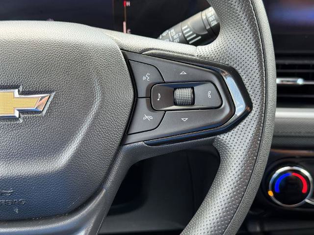 Used 2025 Chevrolet TrailBlazer LT AWD/4WD image 21
