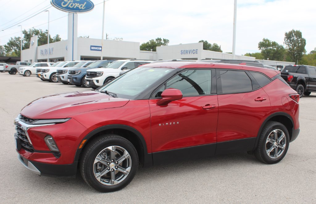 Used 2023 Chevrolet Blazer LT w/ Driver Confidence Package FWD image 5