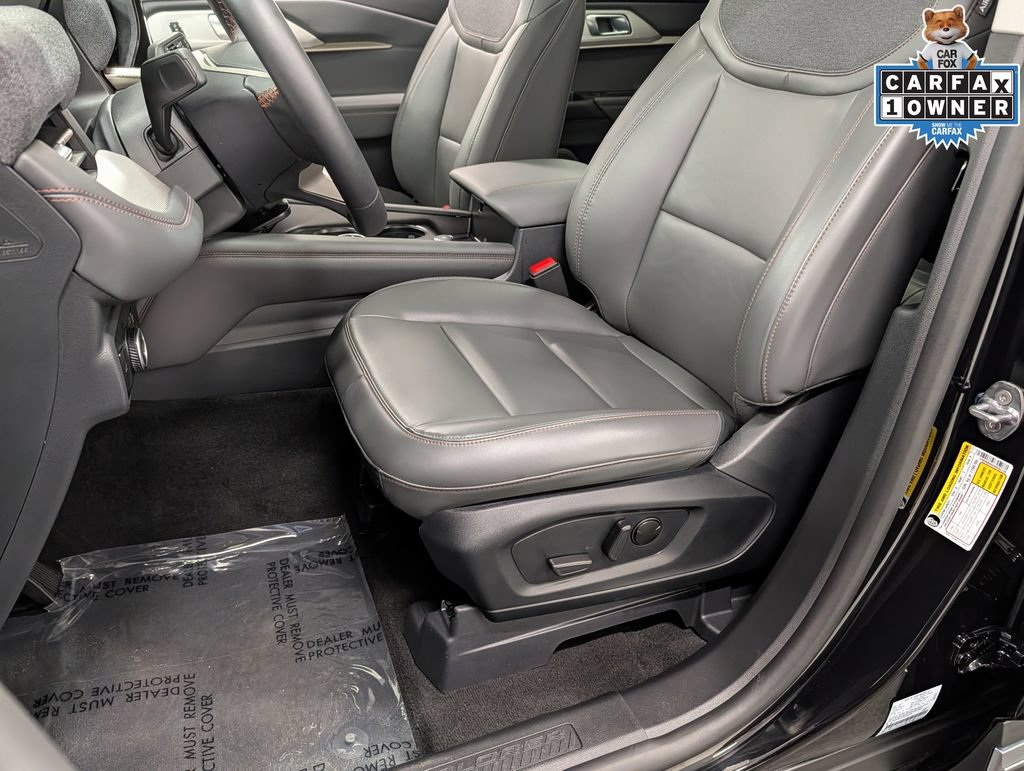 Certified 2025 Ford Explorer Active w/ Active Comfort Package AWD/4WD image 12