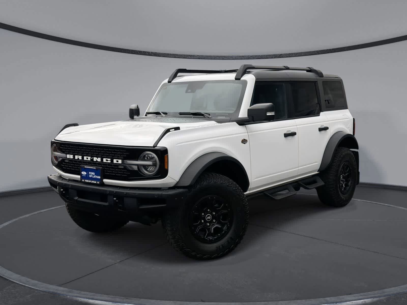 Certified 2024 Ford Bronco Wildtrak AWD/4WD image 7