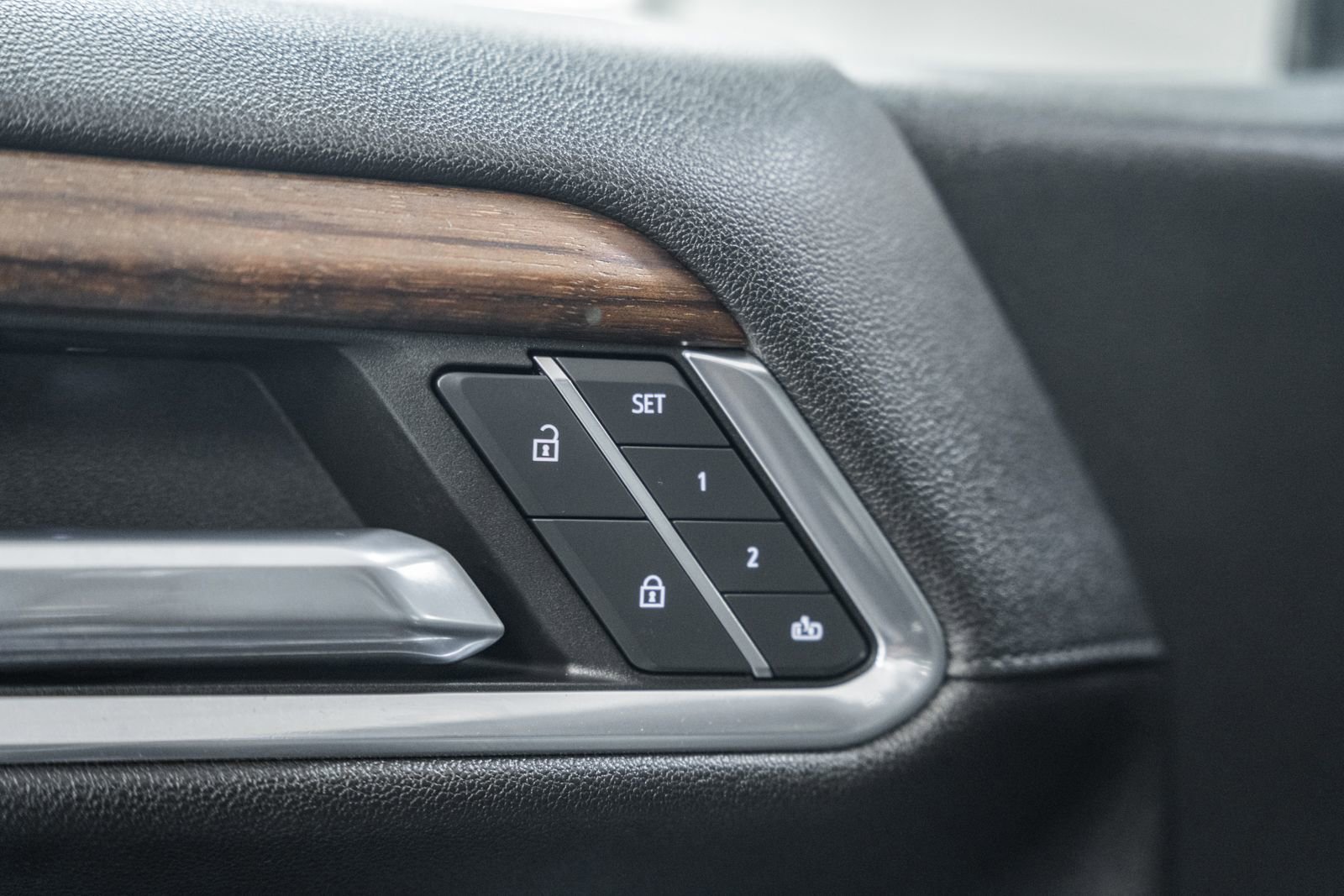 Used 2023 Chevrolet Silverado 1500 High Country w/ High Country Premium Package image 49