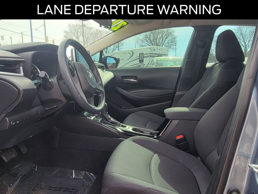 Used 2021 Toyota Corolla LE image 13