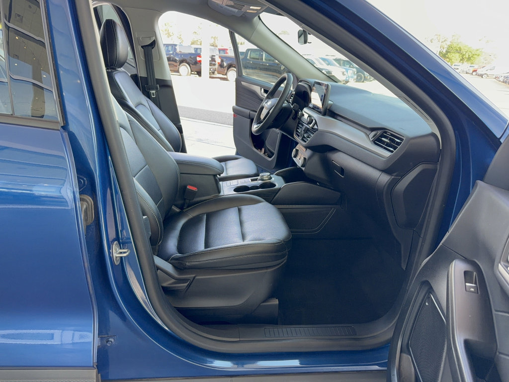 Certified 2022 Ford Escape SEL image 13