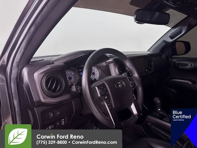 Used 2022 Toyota Tacoma TRD Off-Road w/ TRD Premium Off Road Package AWD/4WD image 12
