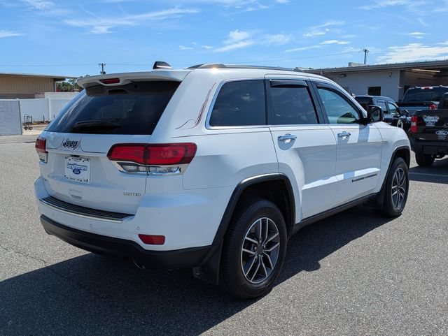 Used 2022 Jeep Grand Cherokee Limited w/ Tech Group AWD/4WD image 3