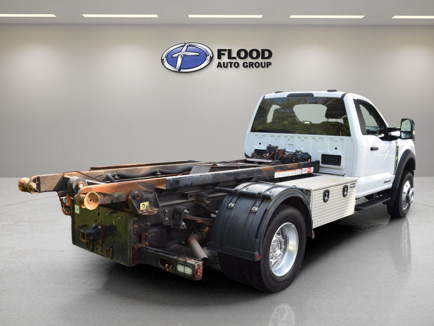 Certified 2024 Ford F600 4x4 Regular Cab Super Duty w/ XLT Value Package image 3