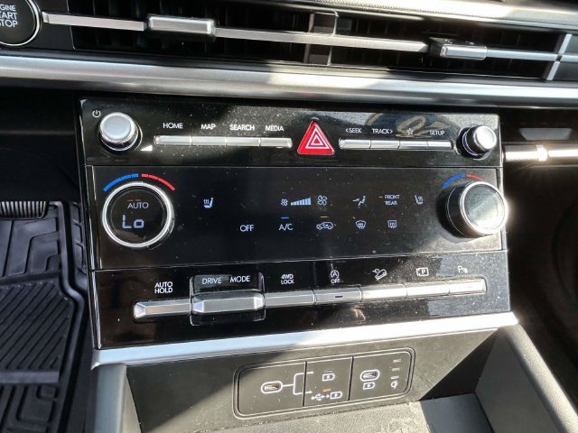Used 2026 Hyundai Santa Fe SEL AWD/4WD image 27