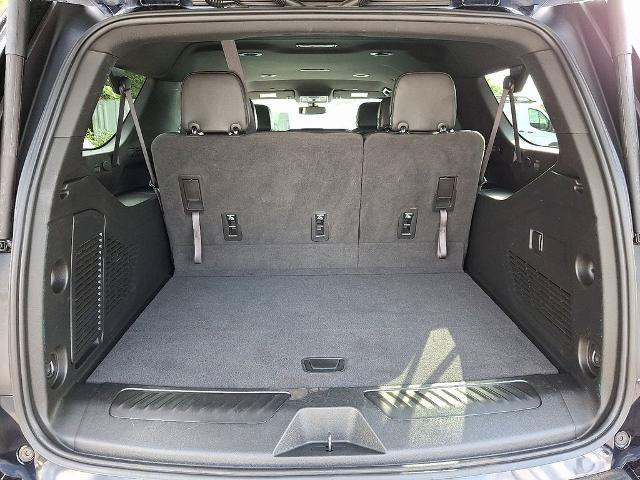Used 2022 Chevrolet Suburban LT AWD/4WD image 31