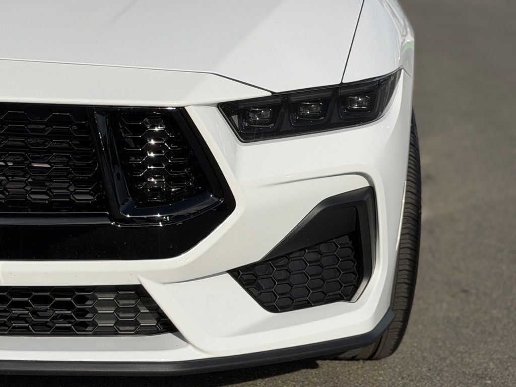 Certified 2025 Ford Mustang GT Premium RWD image 7
