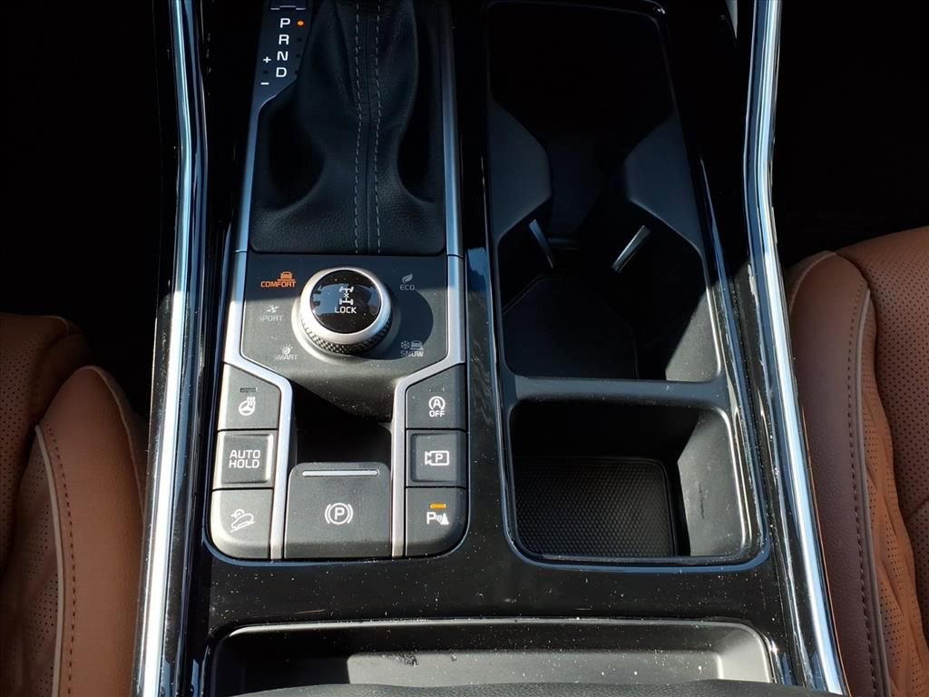 Used 2023 Kia Sorento SX Prestige image 16