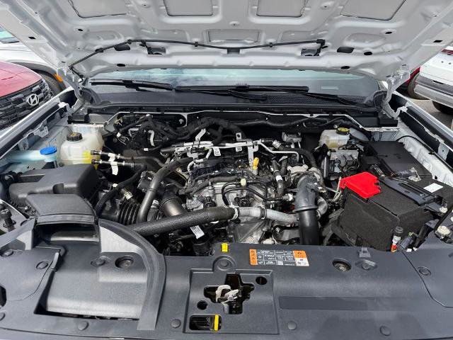 Certified 2025 Ford Ranger XL w/ Trailer Tow Package AWD/4WD image 23