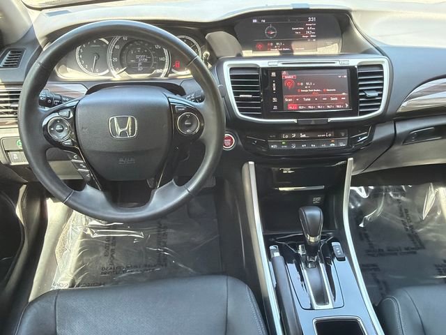 Used 2017 Honda Accord EX-L image 24