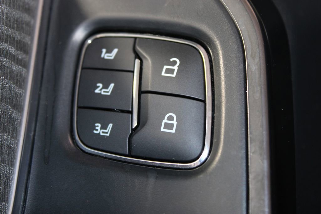 Certified 2022 Ford F150 Platinum w/ Equipment Group 701A High image 38