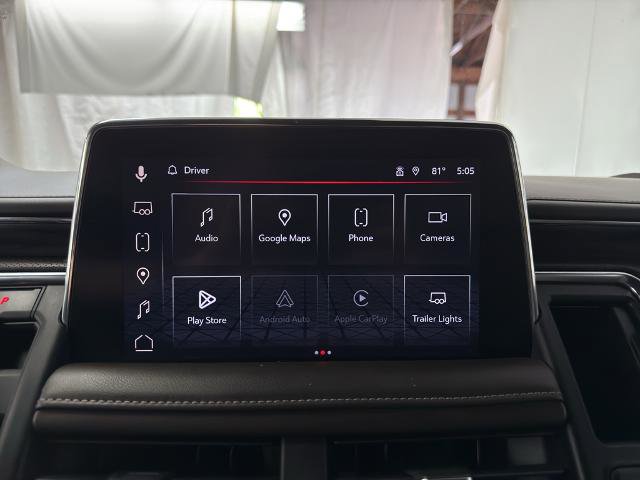Used 2023 GMC Yukon SLT w/ SLT Luxury Package AWD/4WD image 16
