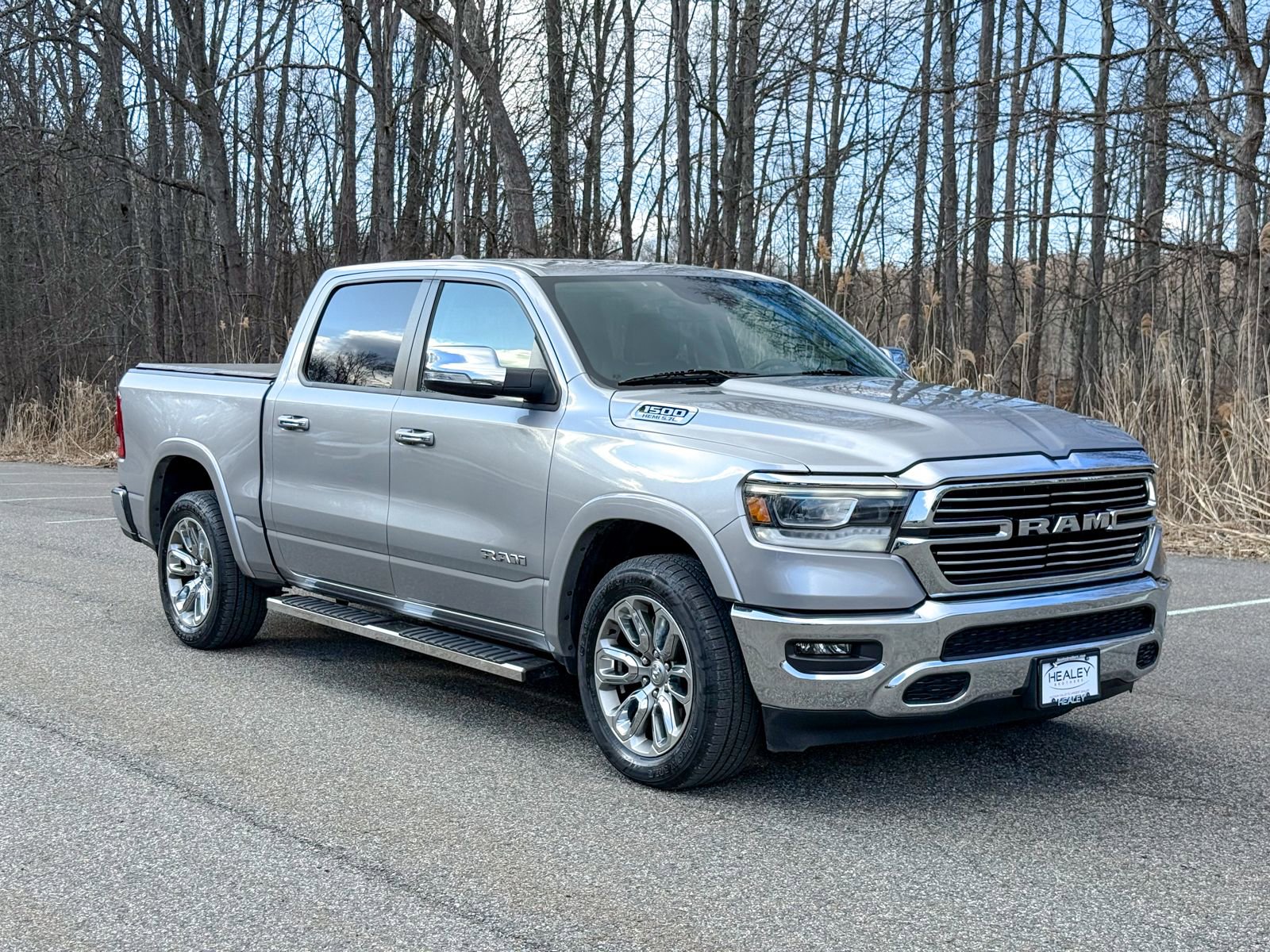 Used 2021 RAM 1500 Laramie AWD/4WD image 1