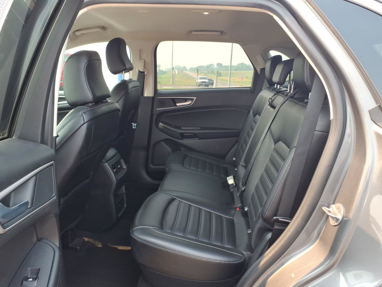 Certified 2024 Ford Edge SEL AWD/4WD image 11