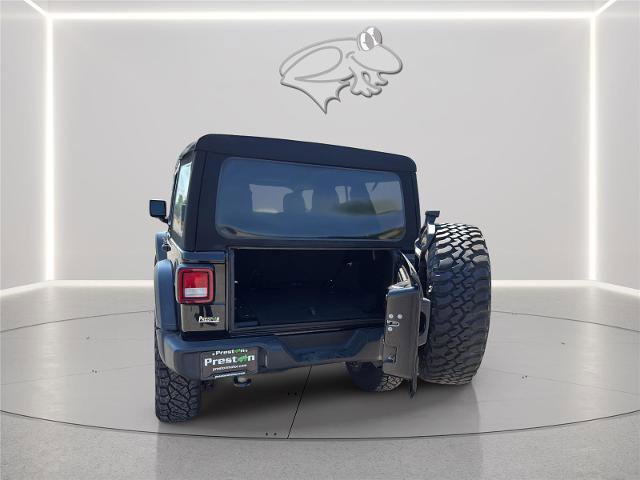 Used 2018 Jeep Wrangler Unlimited Sport S AWD/4WD image 9