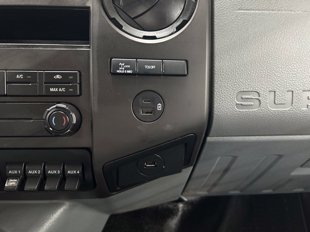 Certified 2022 Ford F750 2WD Regular Cab Super Duty image 16