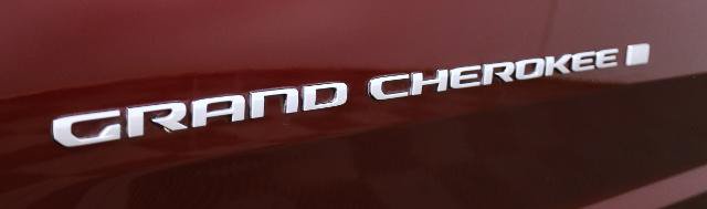 Used 2024 Jeep Grand Cherokee Limited AWD/4WD image 34