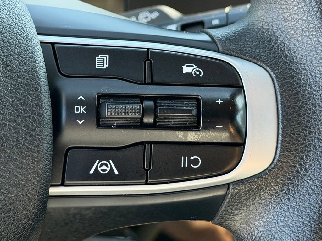 Used 2023 Kia Sportage LX AWD/4WD image 36