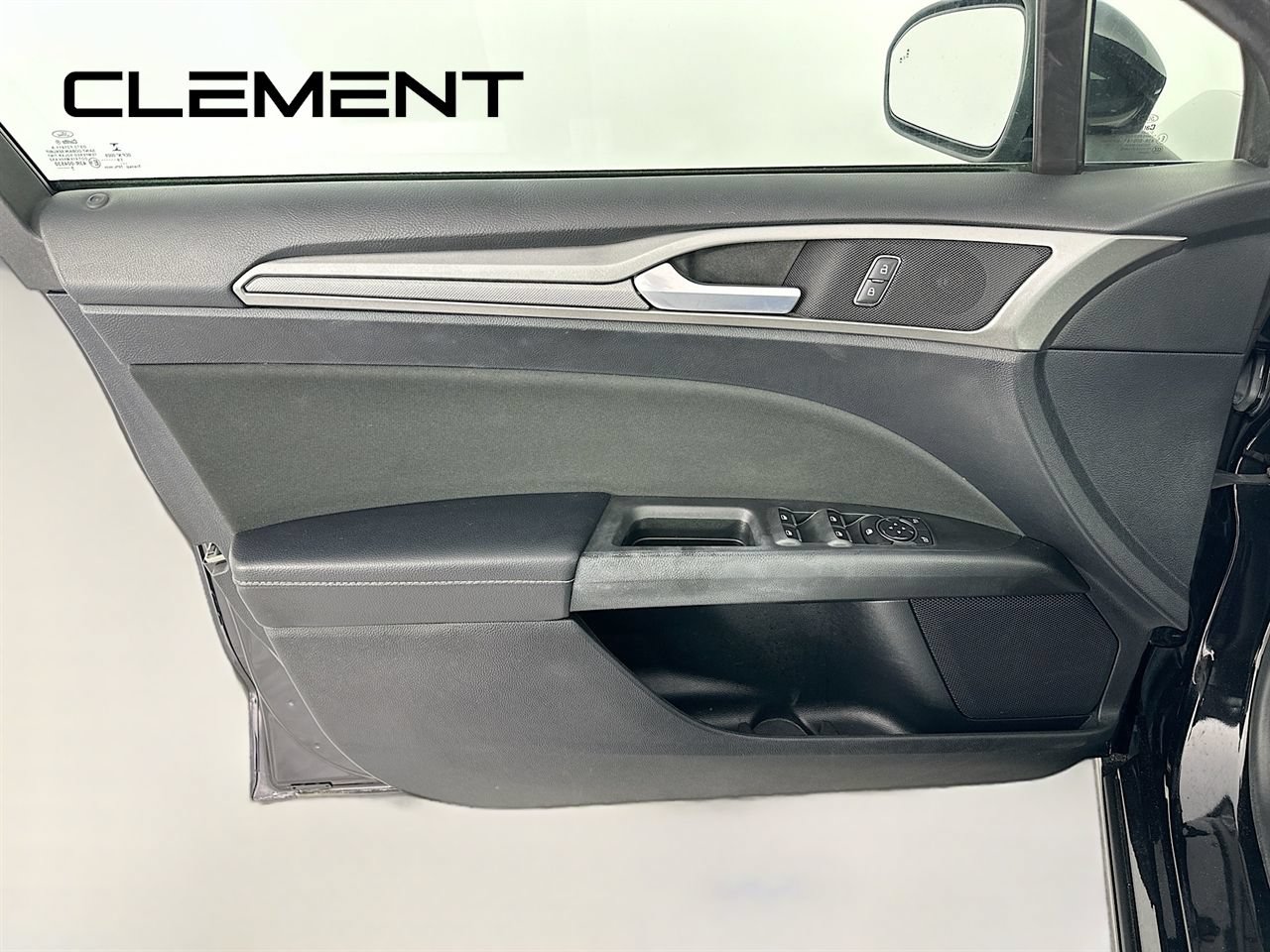 Certified 2020 Ford Fusion SE FWD image 27
