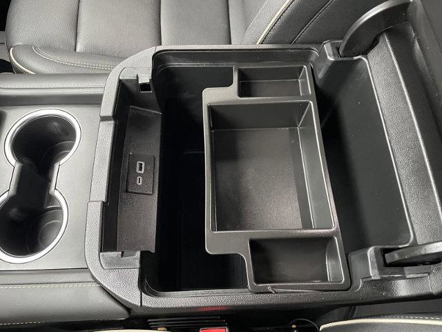 Used 2023 GMC Yukon SLT image 33