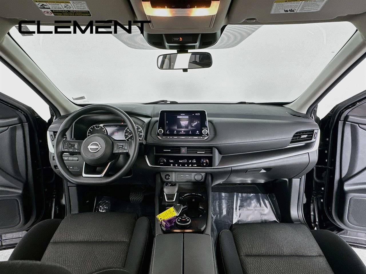 Used 2024 Nissan Rogue SV AWD/4WD image 12