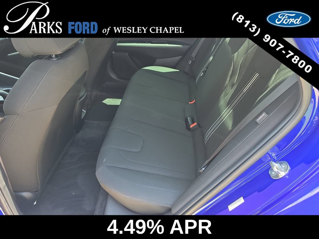 Used 2024 Hyundai Elantra SEL FWD image 15
