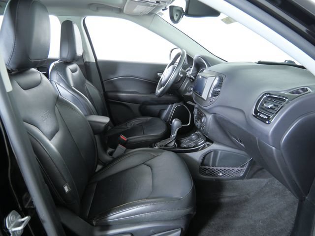 Used 2018 Jeep Compass Limited w/ Navigation Group AWD/4WD image 12