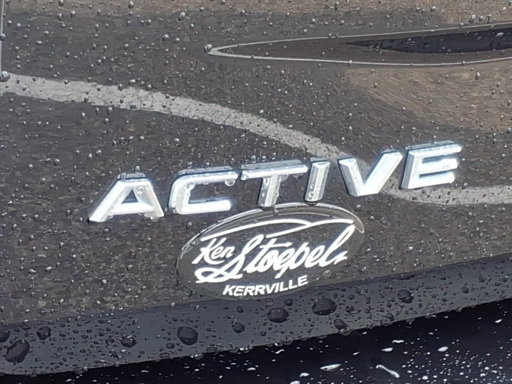Certified 2025 Ford Expedition Active AWD/4WD image 10